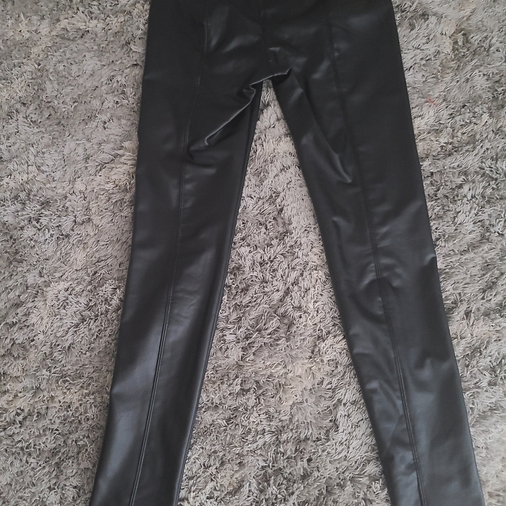Faux Leather Leggings size small - Picture 3 of 5